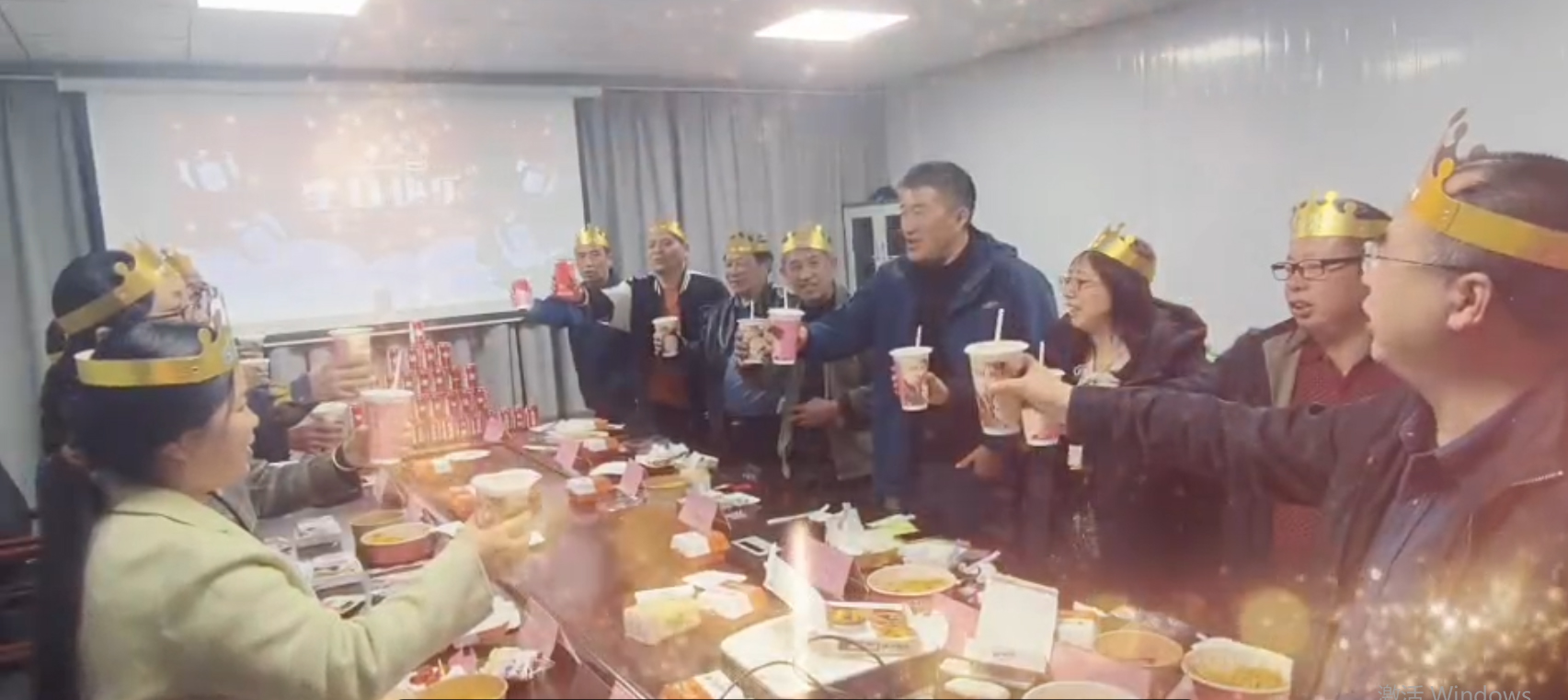 欢聚中天杭萧 共赴生辰之约 | 江苏中天杭萧钢构2025年**季度员工集体生日会圆满举办(图4)